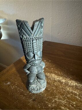 1991 Coco Joe’s Vintage Tiki Made In Hawaii Black Lava